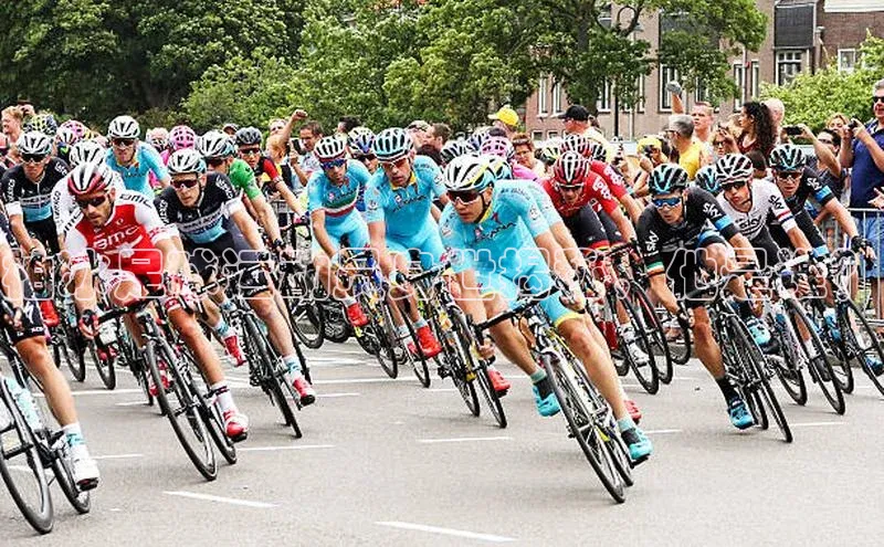 门徒娱乐在线登录光魔科技柏冰足球运动员身世揭秘，他是谁？